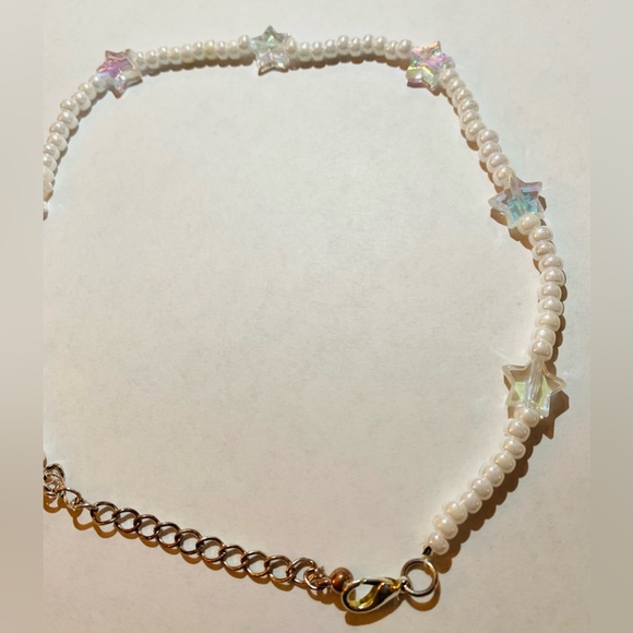 🌟Iridescent Star Charm Beaded Choker🌟 - Picture 3 of 5